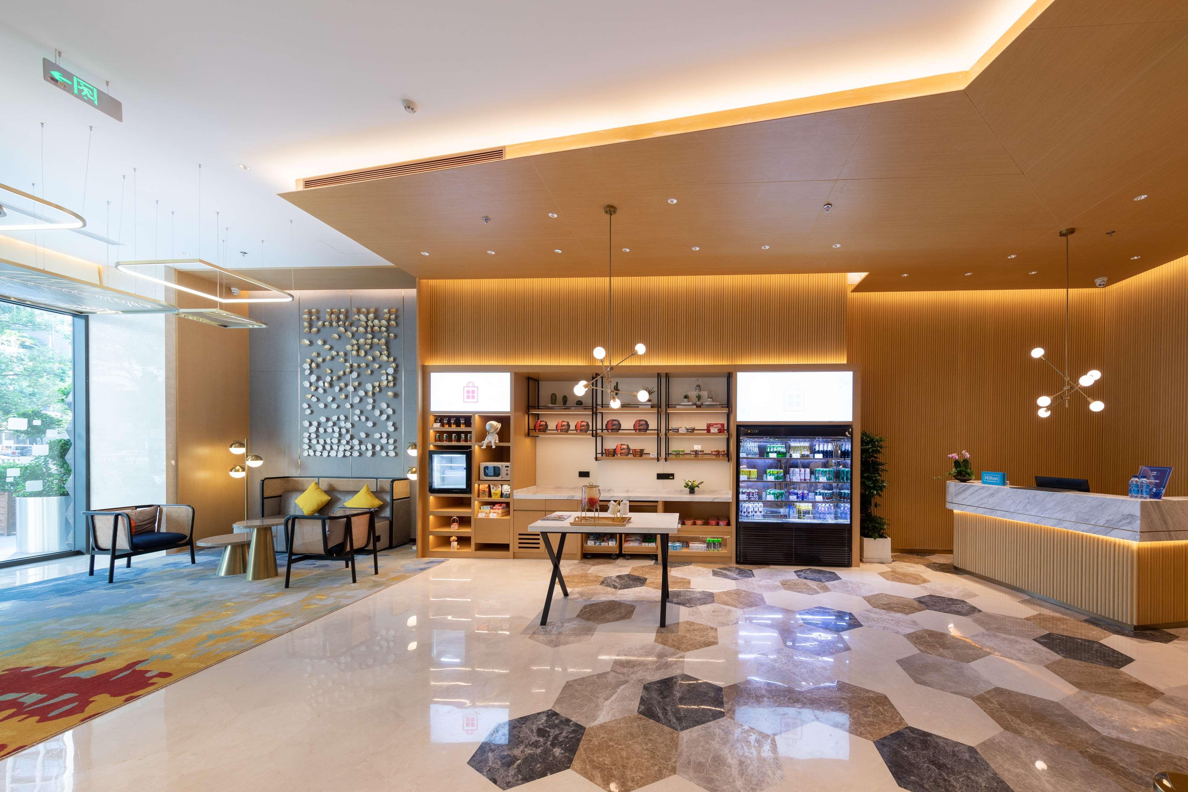 Hilton Garden Inn Shenzhen Nanshan Avenue Exterior foto