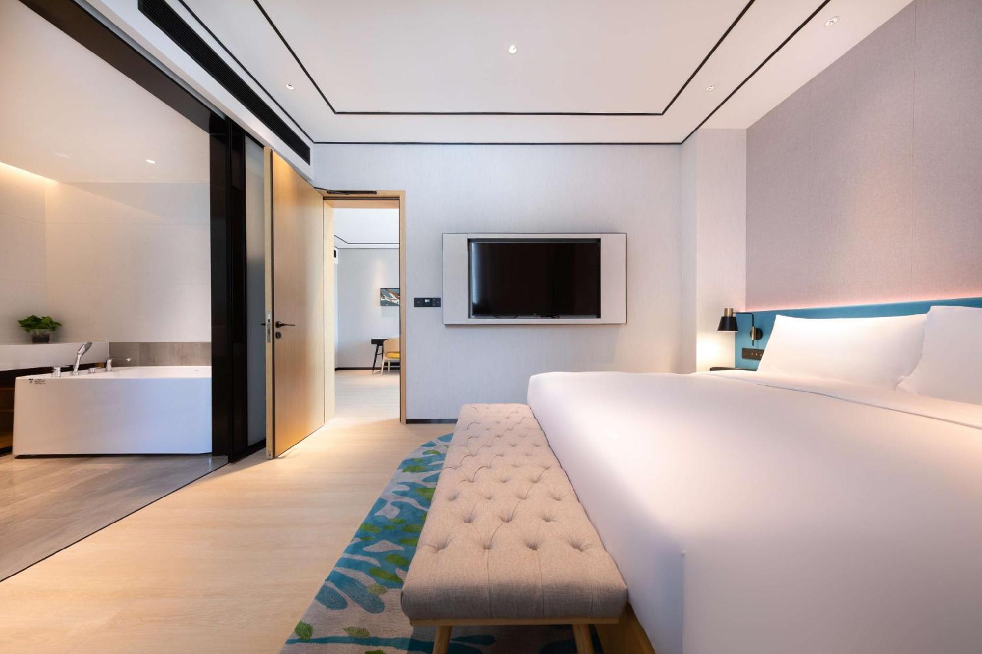 Hilton Garden Inn Shenzhen Nanshan Avenue Exterior foto