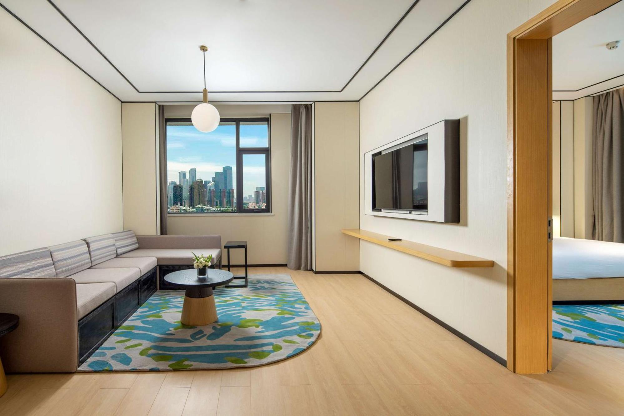 Hilton Garden Inn Shenzhen Nanshan Avenue Exterior foto