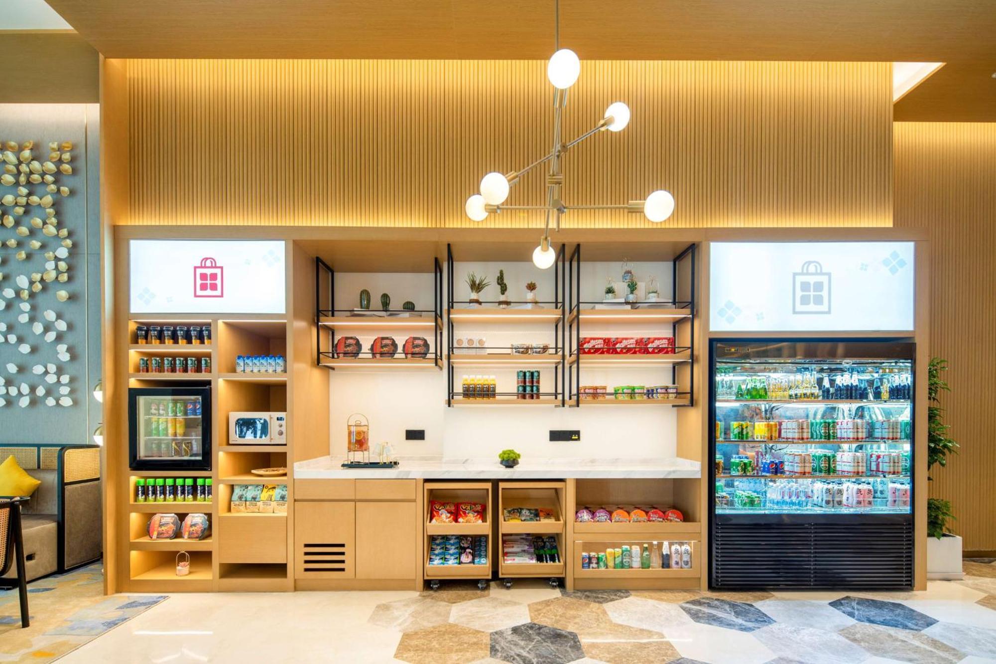 Hilton Garden Inn Shenzhen Nanshan Avenue Exterior foto